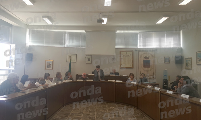 Consiglio comunale a Sala Consilina. Voto contrario della minoranza su rendiconto di gestione finanziario