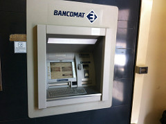 Agropoli: sradicato bancomat di una BCC. Indagano i Carabinieri