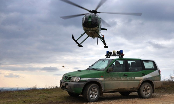 La Forestale sequestra discarica abusiva a Montesano. Denunciato titolare di un’impresa edile