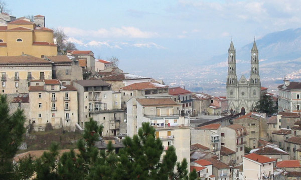 Montesano sulla Marcellana: misteriosa aggressione ad una donna del posto, indagini in corso