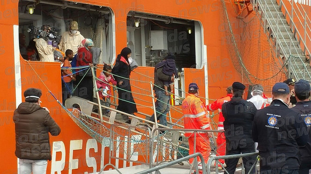 Migranti. Domani ennesimo sbarco al porto di Salerno. In arrivo oltre 1000 profughi